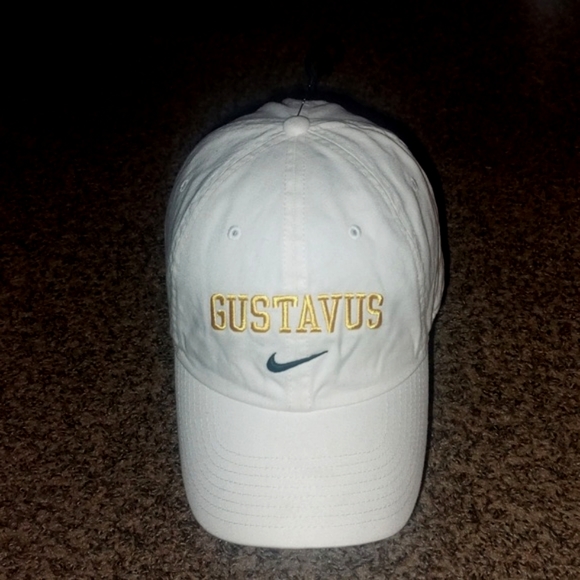 Nike Gustavus Swoosh White Strapback Hat White Yellow Nike S1ze - Picture 1 of 7